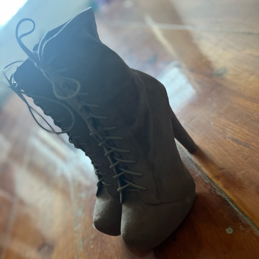 Suede Tan Lace-up Heel